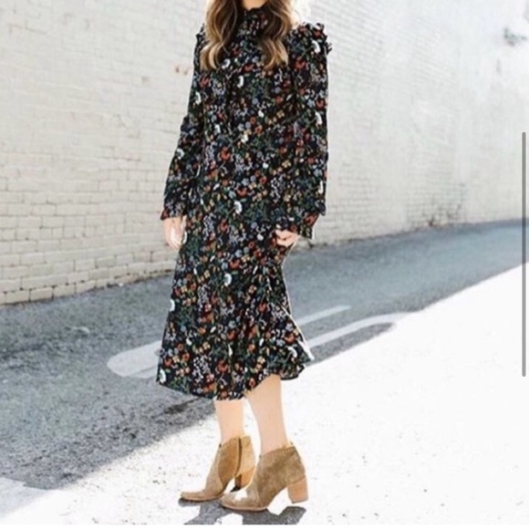 Frye ankle Tan Suede Studded Nora Side Zip women’s Booties - Picture 3 of 15